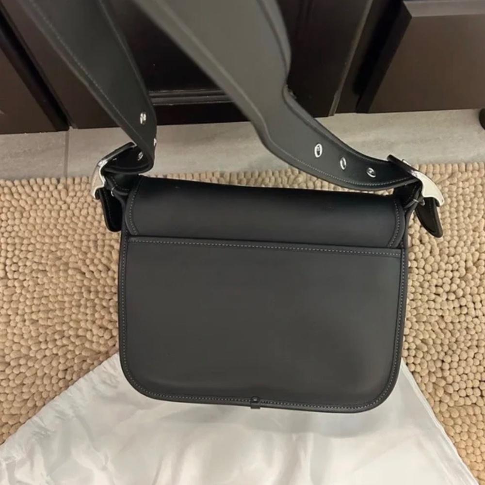Coach Originals Patricia Legacy Bag in Silver/Black Glovetanned Leather - Picture 2 of 13